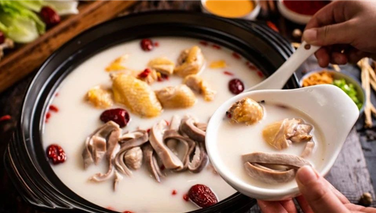 ���WE TOWN | һ���������Ǽ�����һ���ϻ������������������Ǽ�����������