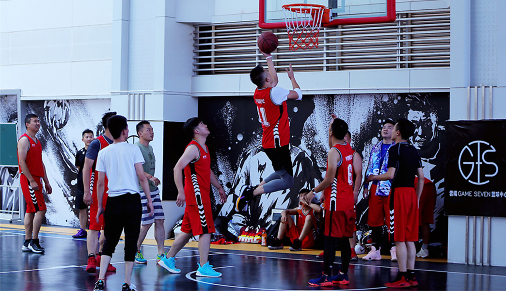 �����������������������������ײ����