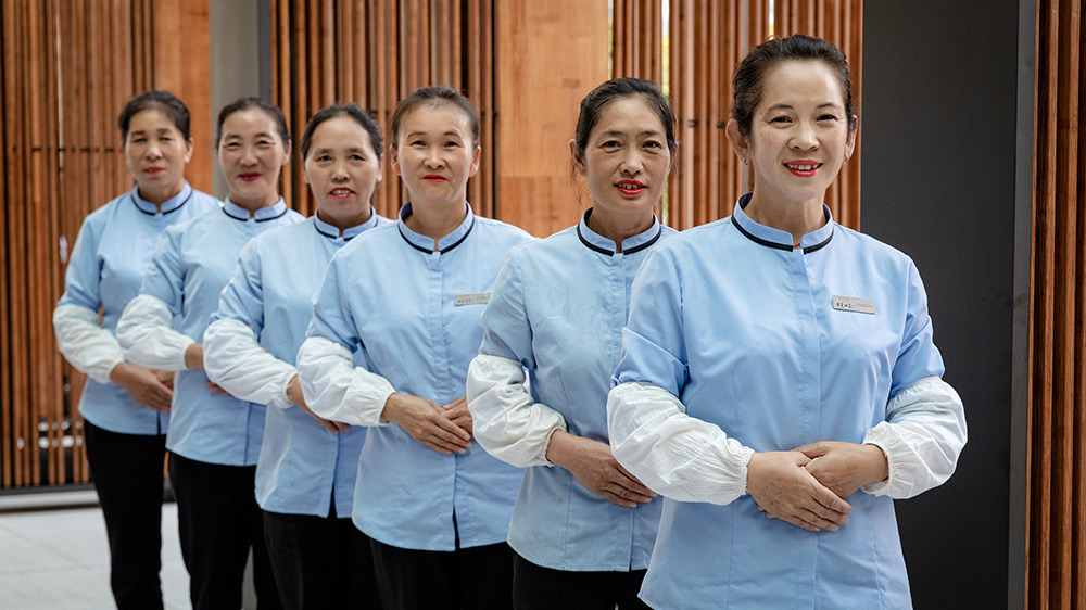 ר���������������ĸ����¶�