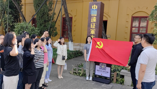 888�ڲ������ | ��������� ���ܽ�ʵ��